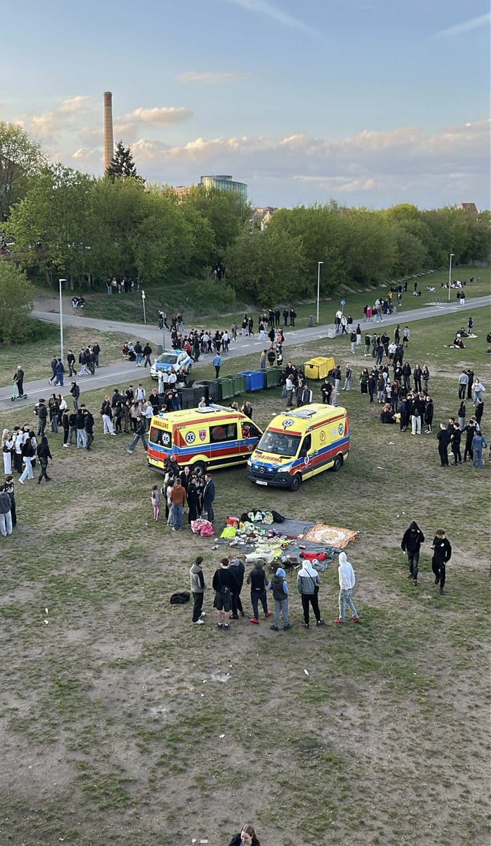 poznan_moment tweet media