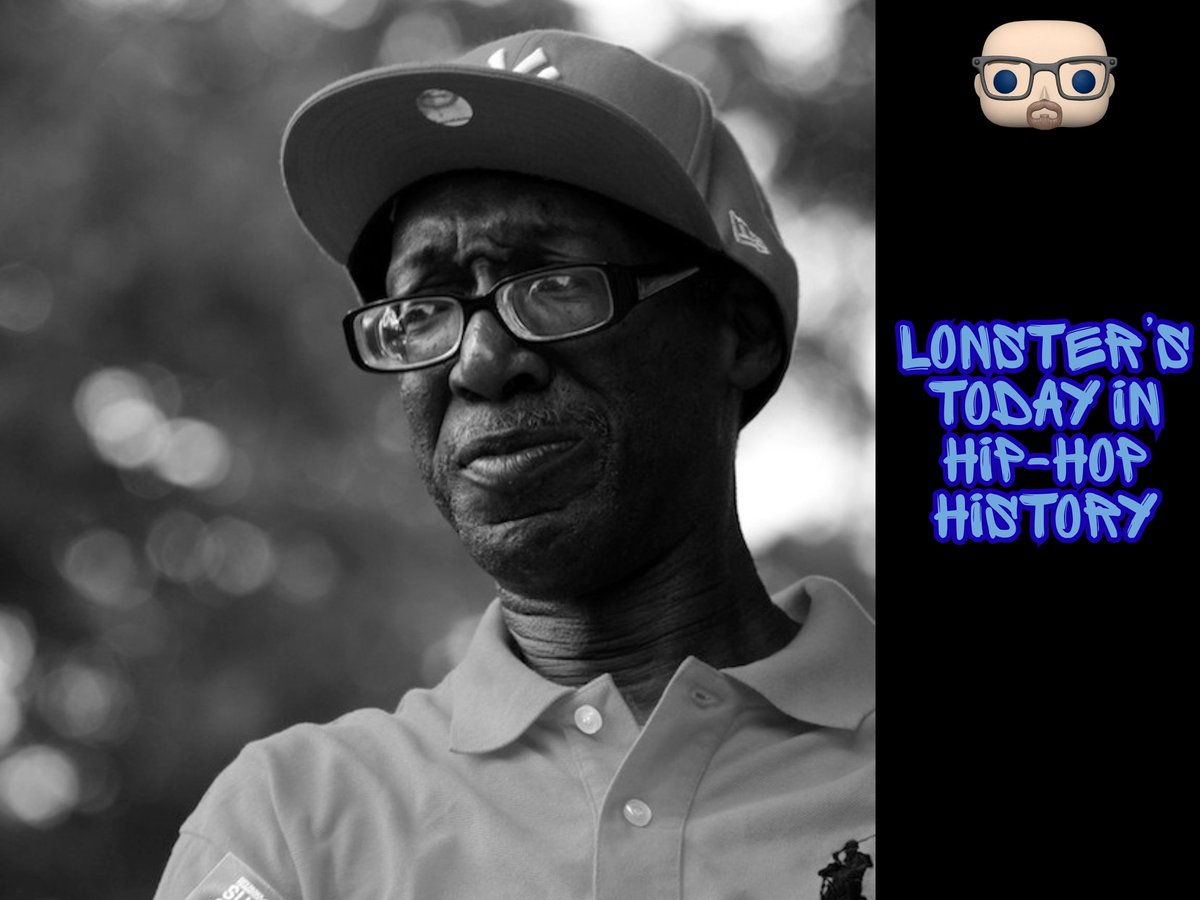 lonstrdamonstr's tweet image. Lonster's Today In Hip-Hop History:

MC Coke La Rock was born April 25, 1955! 

Happy 71st Birthday to an 'Ol Skool Legend! 🎂

#todayinhiphophistory #hiphop #hiphophistory  #lonsterstodayinhistory #lonsterdamonster #lonsterspopobsession #lonstersarcade #mccokelarock #birthday