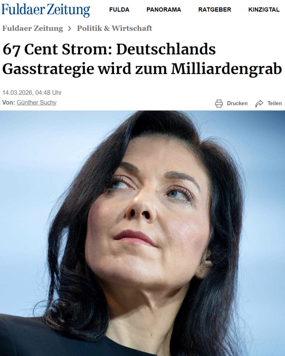 #ReicheRücktritt 
Laßt es trenden