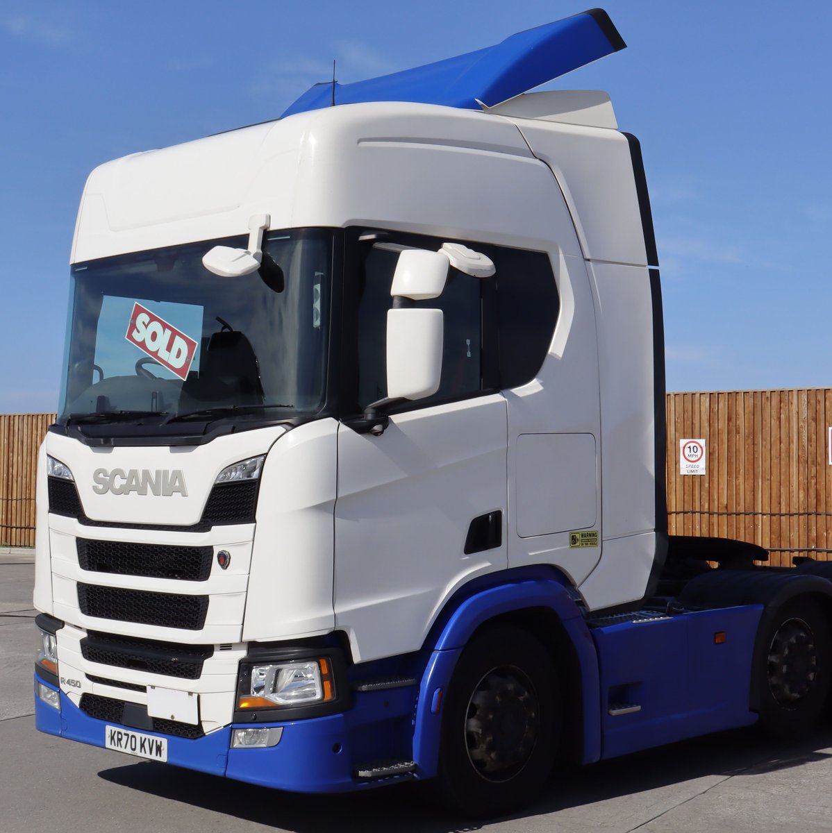 Secondhandtrucks tweet media