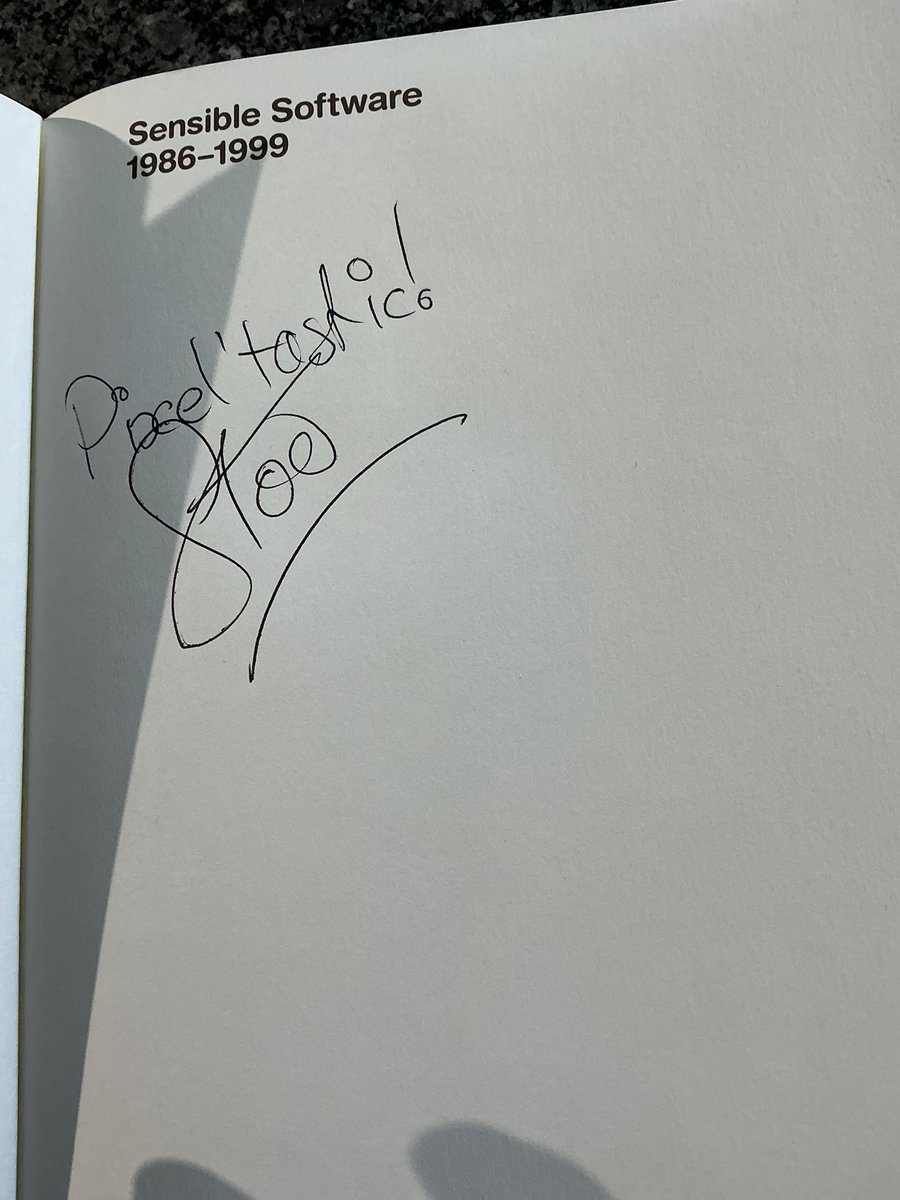 b1rdcor3_games's tweet photo. Exceptionally happy to get my Sensible Software booked by the legend that is @StooCambridge today at @debugexpo
And UrbX Warriors is definitely a game I’ll be looking forward to picking up.
#sensiblesoftware #book @retrogaming #videogames @brazengameplay https://t.co/j5nPeCet0L