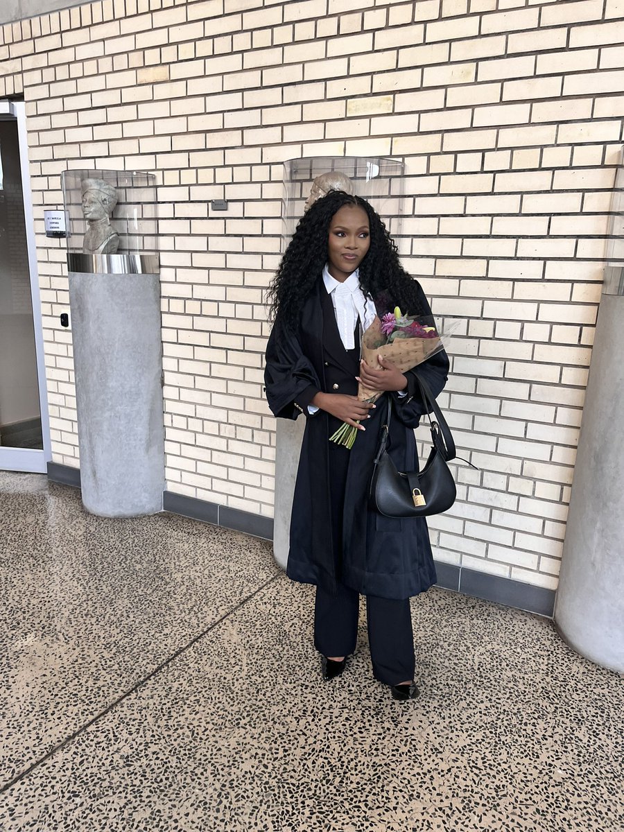 shabangu_r's tweet image. Admitted Advocate of the High Court of South Africa. 
#admisión2026 #AdmittedAdvocate #Adv