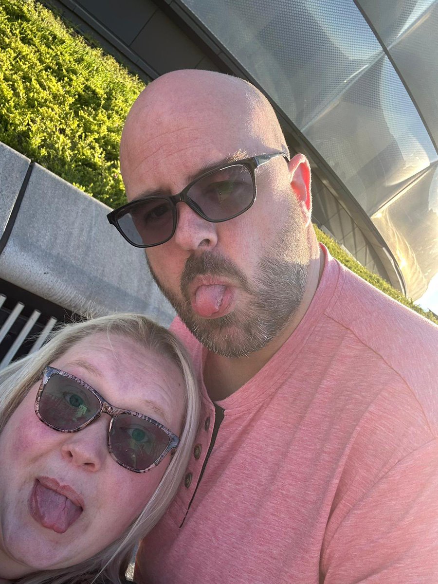 yoyo__jojo's tweet image. Have arrived @mattrife 
Last fag before heading in 🎉🎉🎉
#datenight