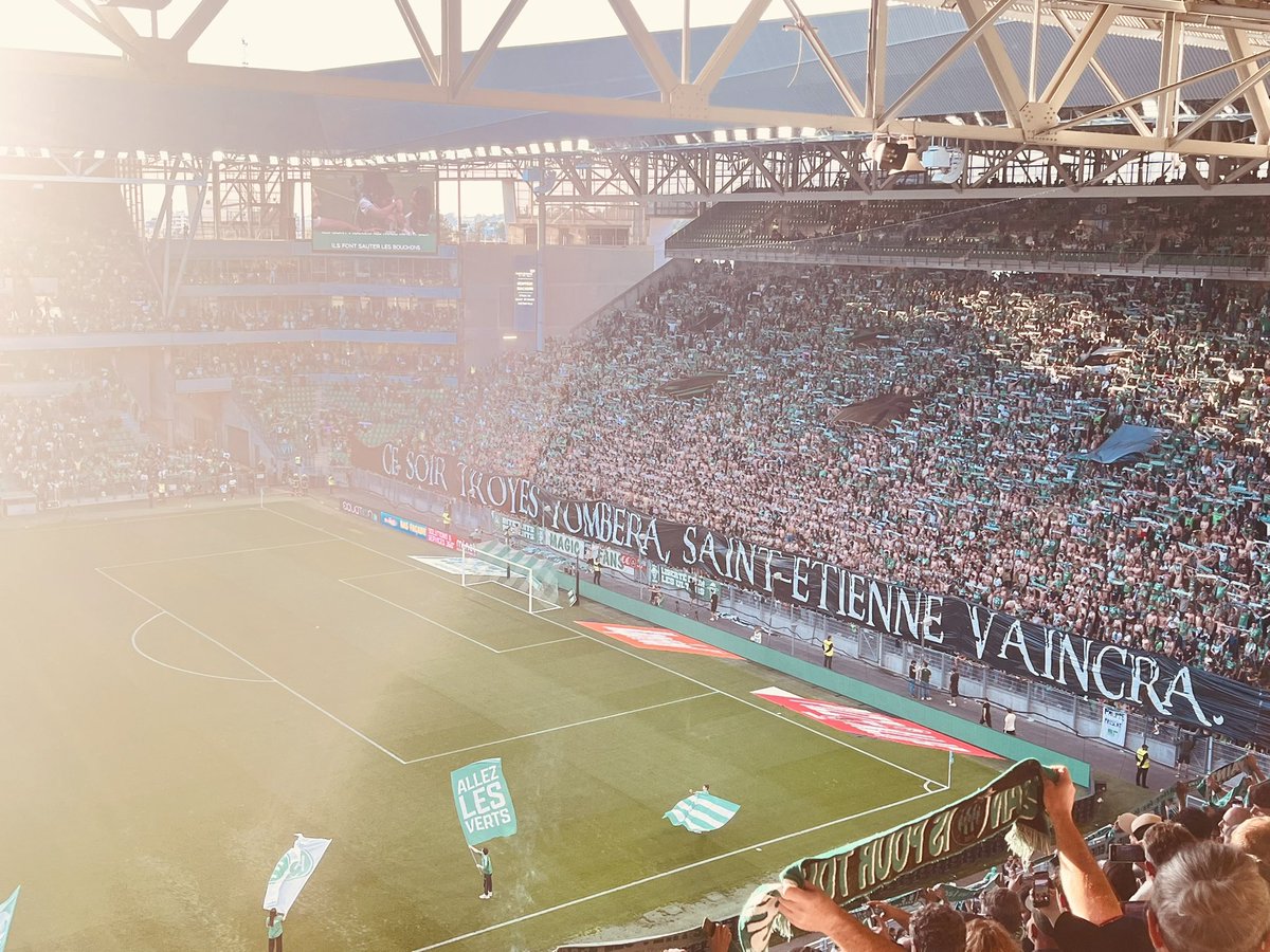 TRIBUNE_STÉPHANOISE tweet media