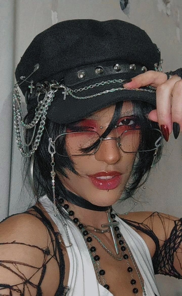 theus៹ᵇʸ ᴷ.𑄝 tweet media