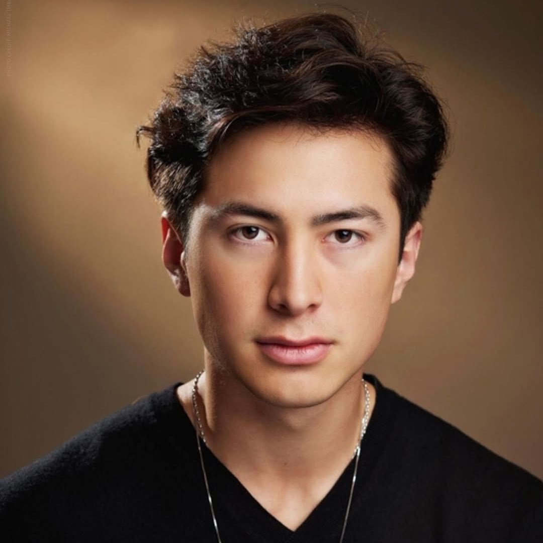 Hudson Williams Source tweet media