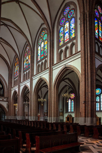 photos_dsmith's tweet image. #Cathedral of St.Michael the Archangel &amp;amp; St.Florian the Martyr in the #centre of #Warsaw #Poland. A proud #building showing the #grandeur of the #architecture and #light from the stained glass window #photooftheday #ThePhotoHour #architecturephotography #wonderfulview
