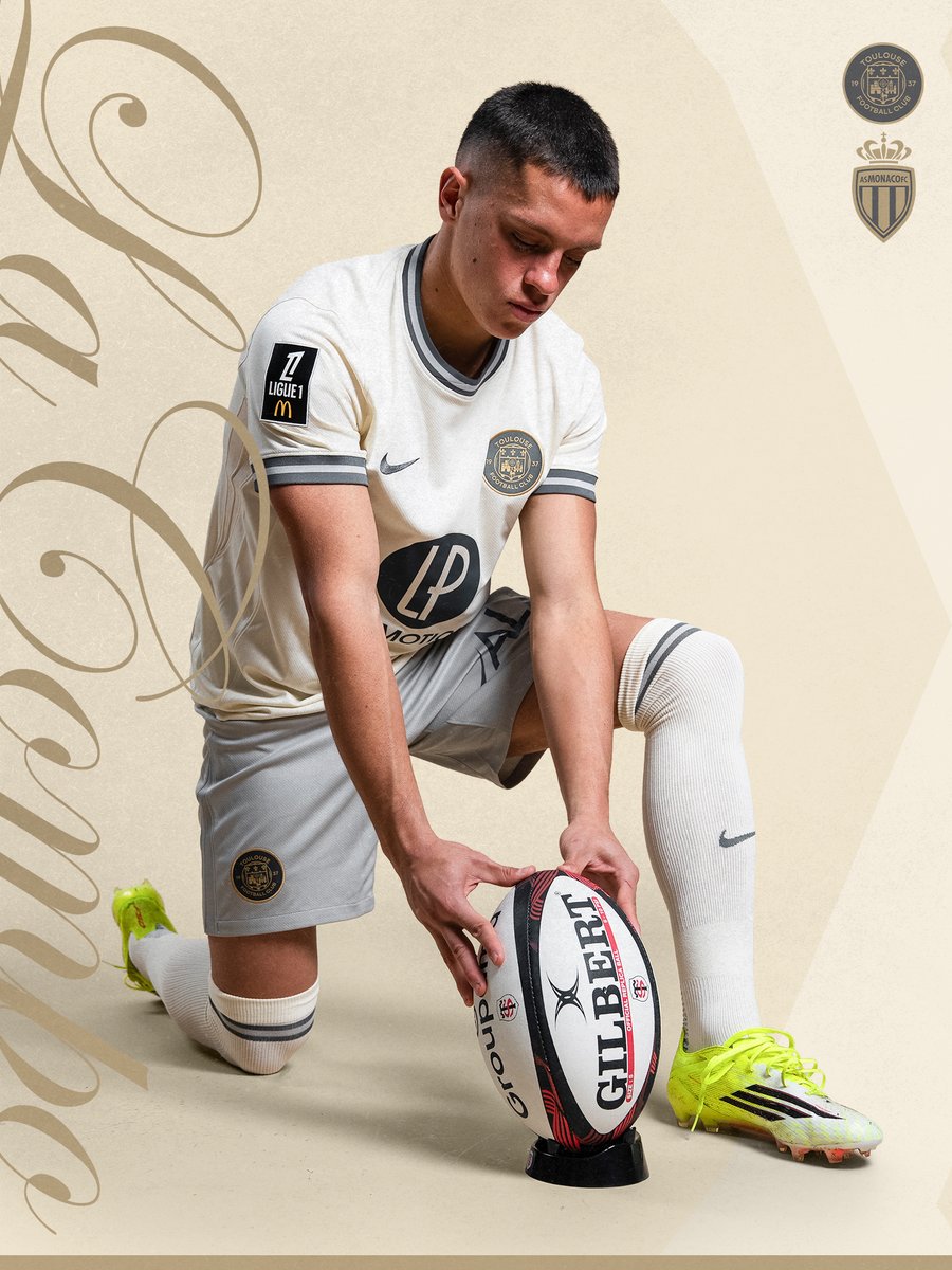 ToulouseFC's tweet photo. #TFCASM, le 𝐨𝐧𝐳𝐞 𝐂𝐀𝐏𝐈𝐓𝐎𝐋𝐈𝐔𝐌 😈🏛️ https://t.co/Fdam6Uotyq
