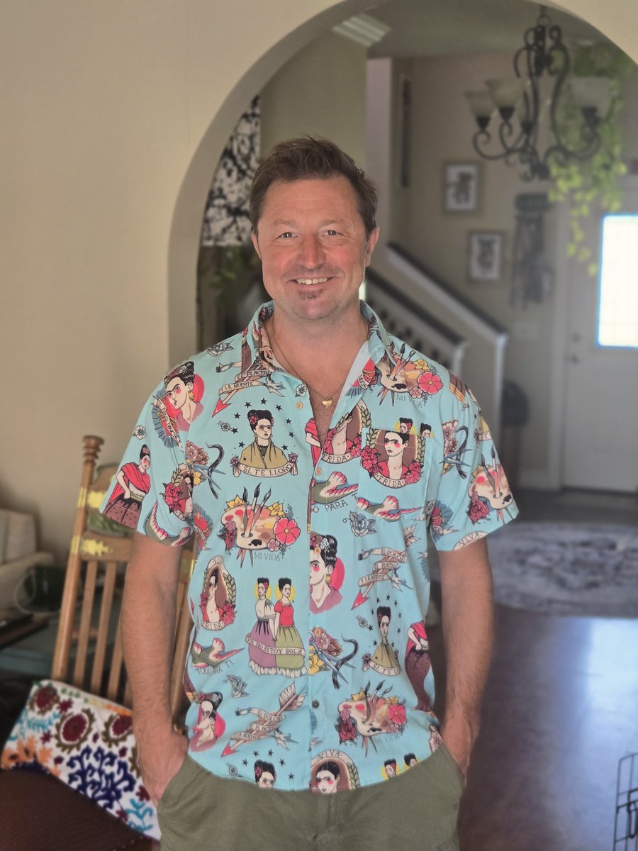 Turn it up to eleven! It's the 11th anniversary of GB Media &amp; Creative! Thanks so much to all my clients for making my agency a success since 2015. Here's to another eleven years!

What kind of work do I do with my clients? 
Go to:
gentrybronson.com 
and find out!