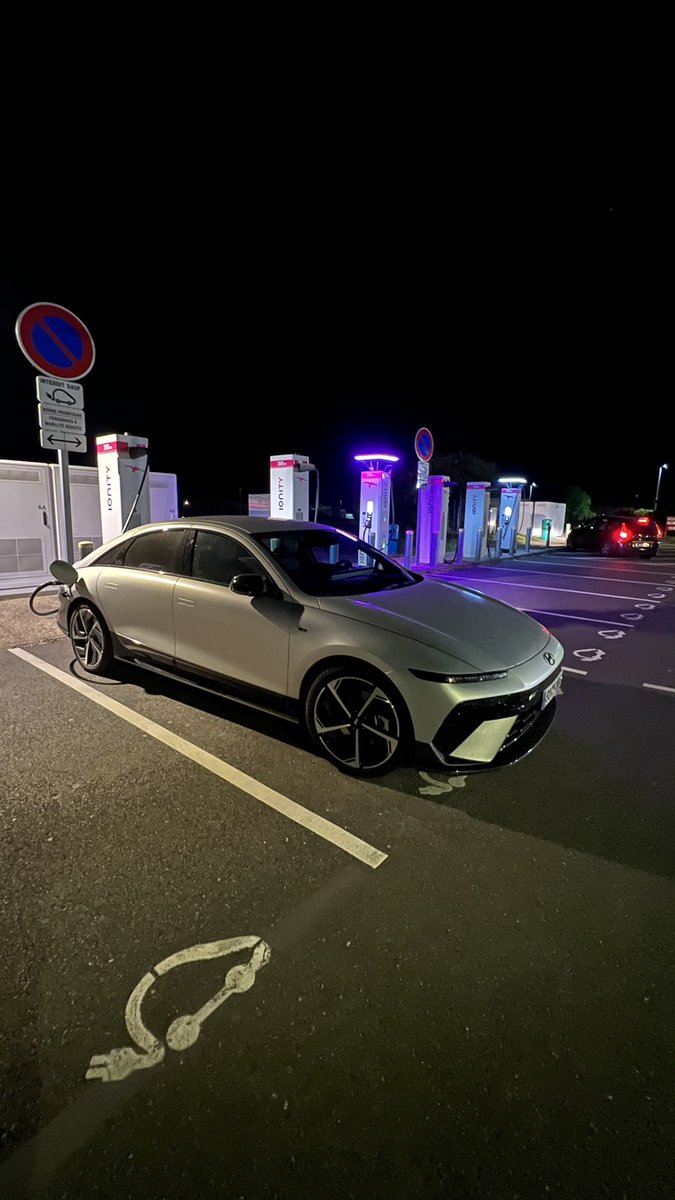 ForoCochesEléctricos tweet media