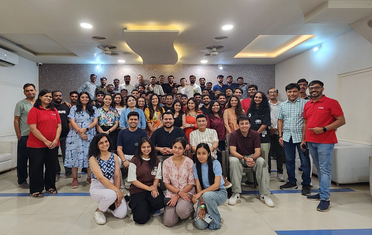 imgajananpawar's tweet image. Double Dhamal! 
1 Day | 2 Cities | 2 incredible Team Building sessions

Energizing teams, building connections, and driving collaboration across locations—what a day to remember!

#TeamBuilding #Leadership #CorporateTraining #DoubleDhamal #GajananPawar