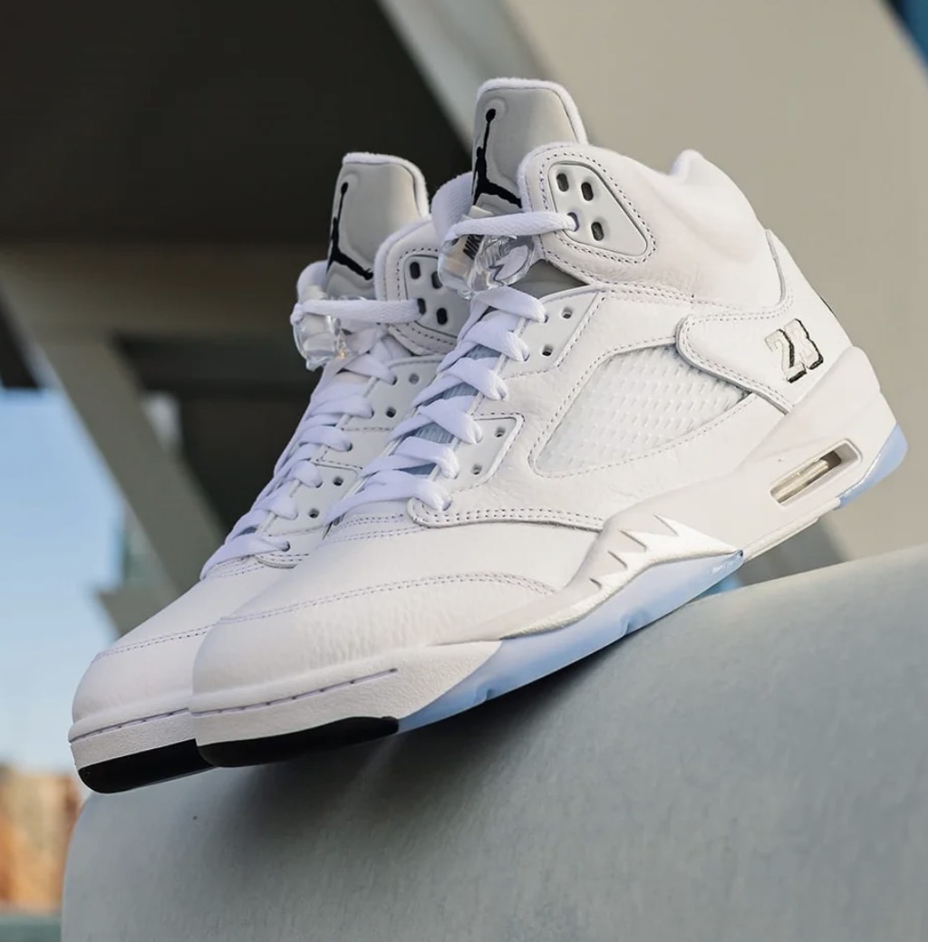 Thee Snkr SAVAGE tweet media