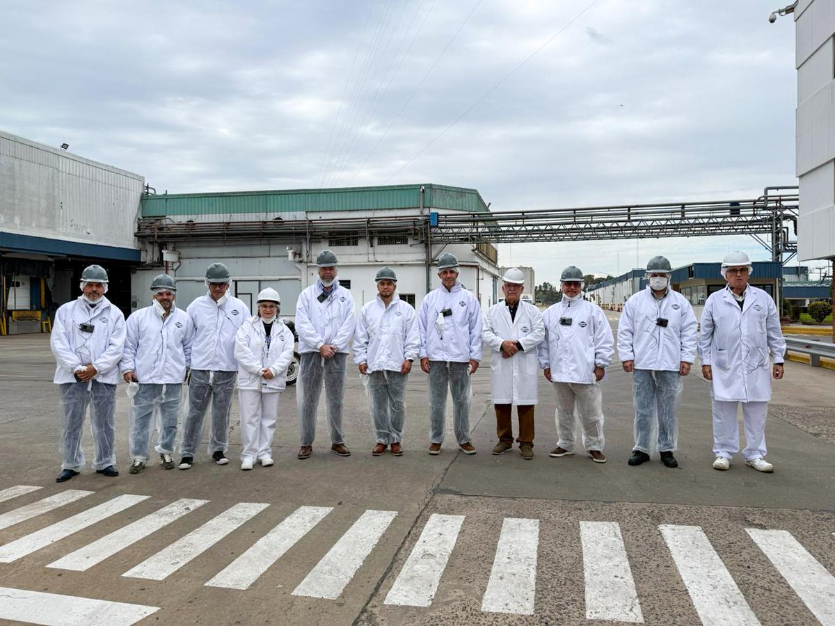 MIC_PY's tweet image. #MIC | Apertura del mercado porcino argentino dinamiza agenda del MIC con Paladini

Nota completa: 🔗 goo.su/rdBravP

#GobiernoDelParaguay
