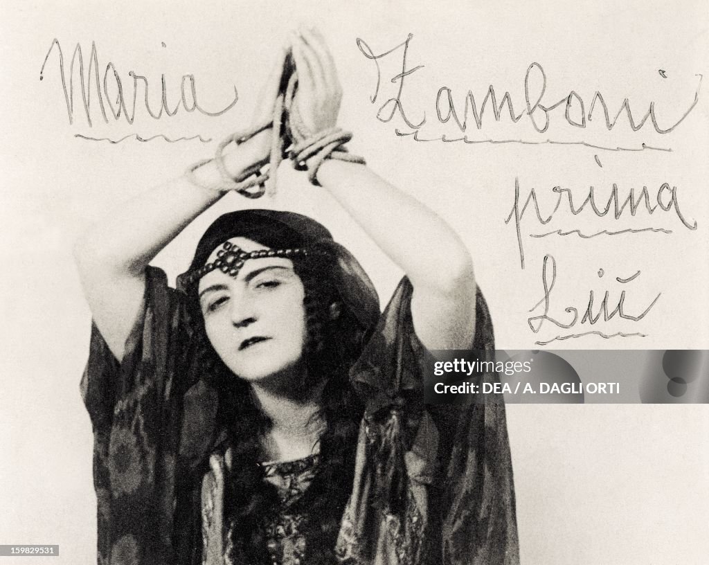 Soprano María Zamboni fue la primera Liu de la historia, el rol que complicó la composición del final de #TCVTurandot100 ,y es la única del reparto original del estreno de la que restan testimonios. Se oirán mañana 8:30 am por <a href="/710CAPiTAL/">Radio Capital 710 AM Venezuela. Noticias, deportes</a> y radiocapital710.com