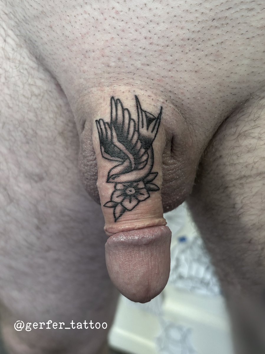A piece from my dick tattoos flash! Thanks for watching. DM for bookings/info. #penistattoo #tattoo #gerfertattoo