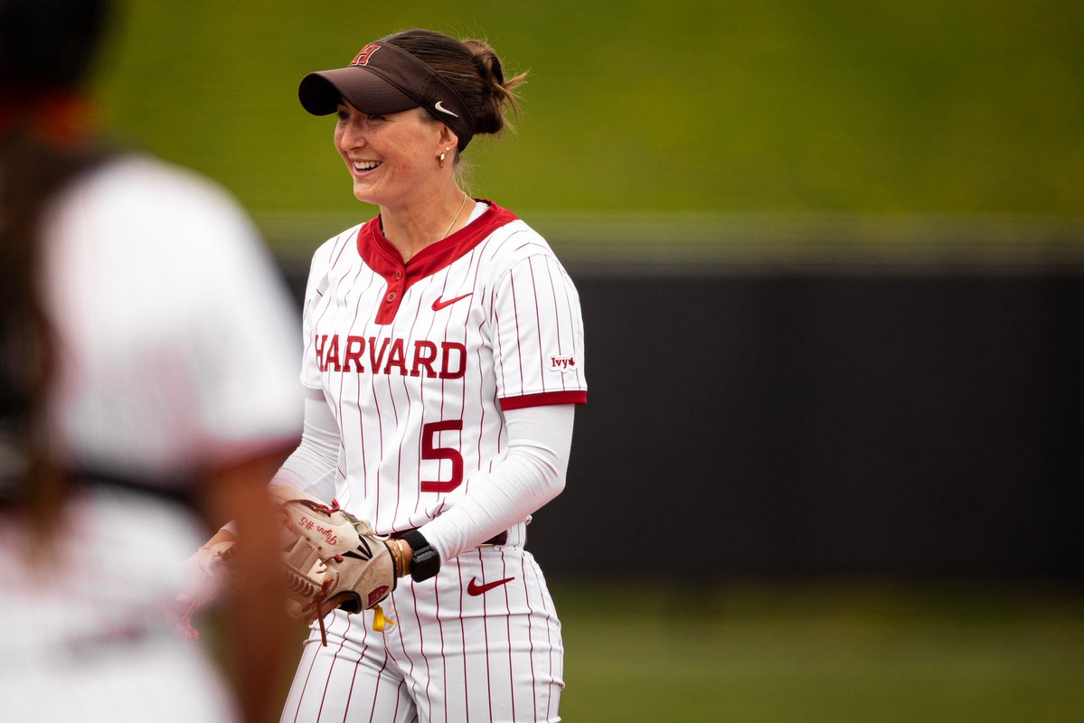 Harvard Softball tweet media