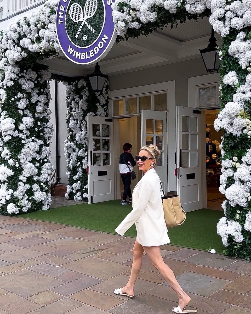 EveDawes's tweet photo. Are Chanel bags actually worth it? + summer beauty, bags and style from this week - https://t.co/k9T21EFx6j https://t.co/sBoMFzU3Mx