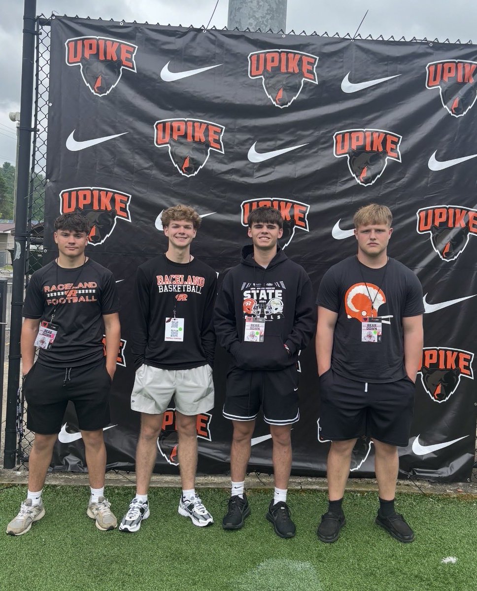 ChipArnett's tweet photo. U-Pike spring game visit. Jonah Arnett, David Headlee, Scout Wilkes and Easton Kelly of Raceland High School.
@JonahArnett11 @racelandramsfb @RRambler6316 https://t.co/vEaWD5n0T6