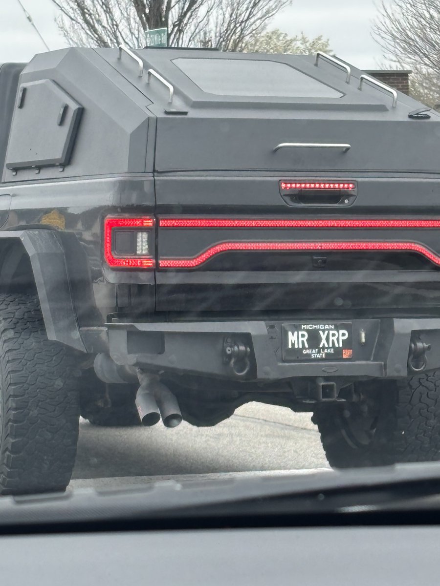 ❌'s in my Future 🚢🏗️📃📦👑 tweet media