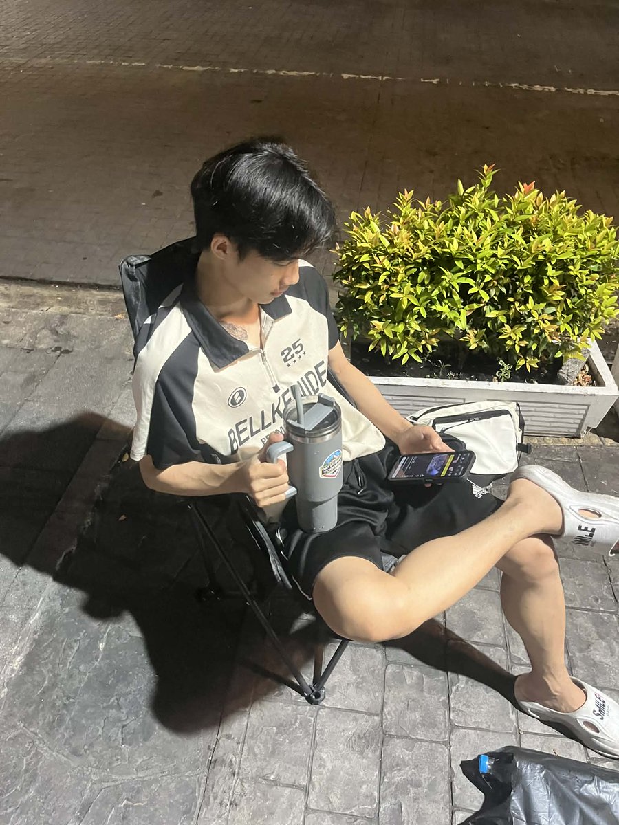 Oppa tweet media