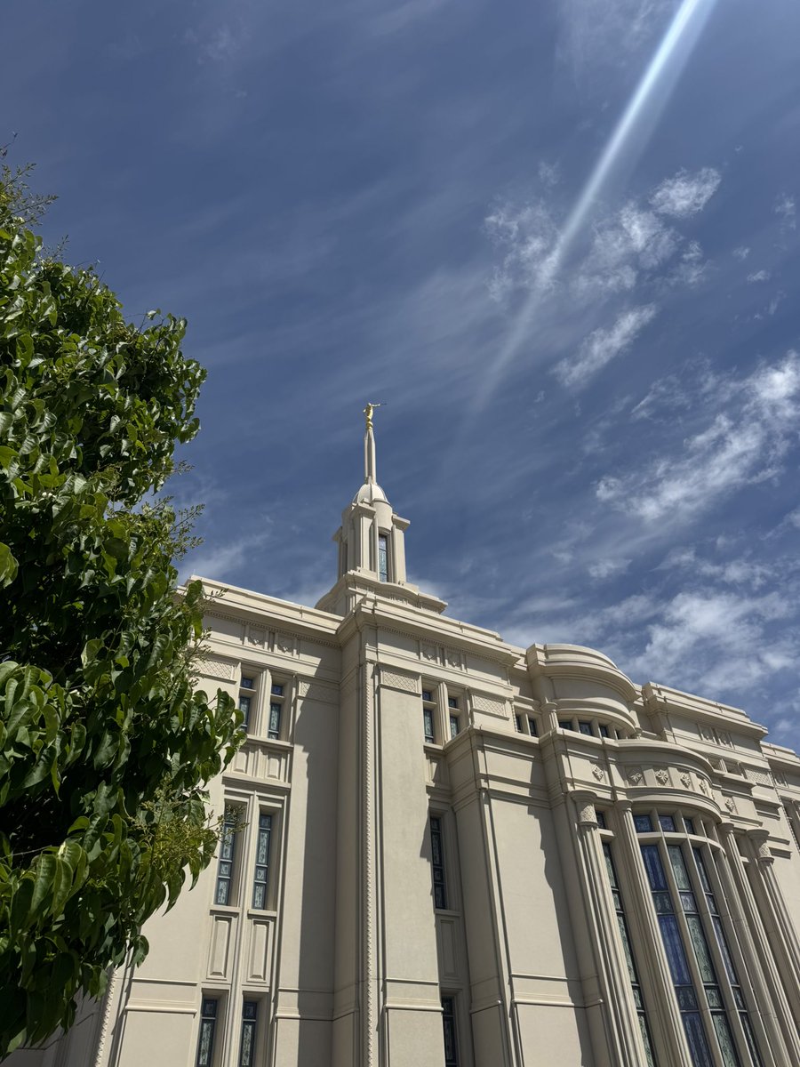 Probably the prettiest day at the temple ever.