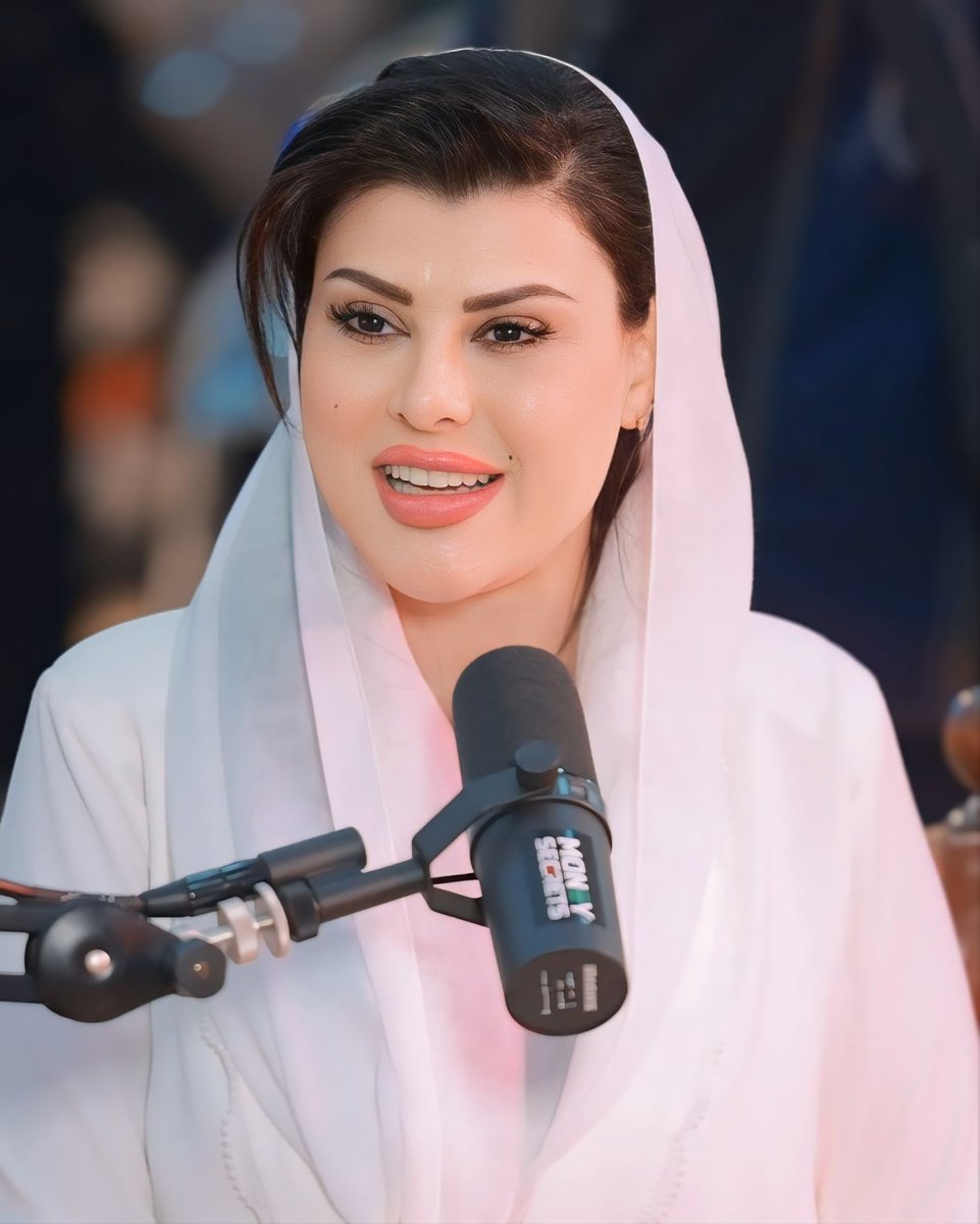 لم أخرج هكذا منذ وقت طويل، 💋 كيف أصبحت كذلك؟ 🫶
ما رأيك، هل رغب أحد بي؟ 🤗💖😘
تابعني <a href="/MTyby47983/">مكتب التنفيذي عبير العتيبي .</a>
#الاهلي_بطل_اسيا