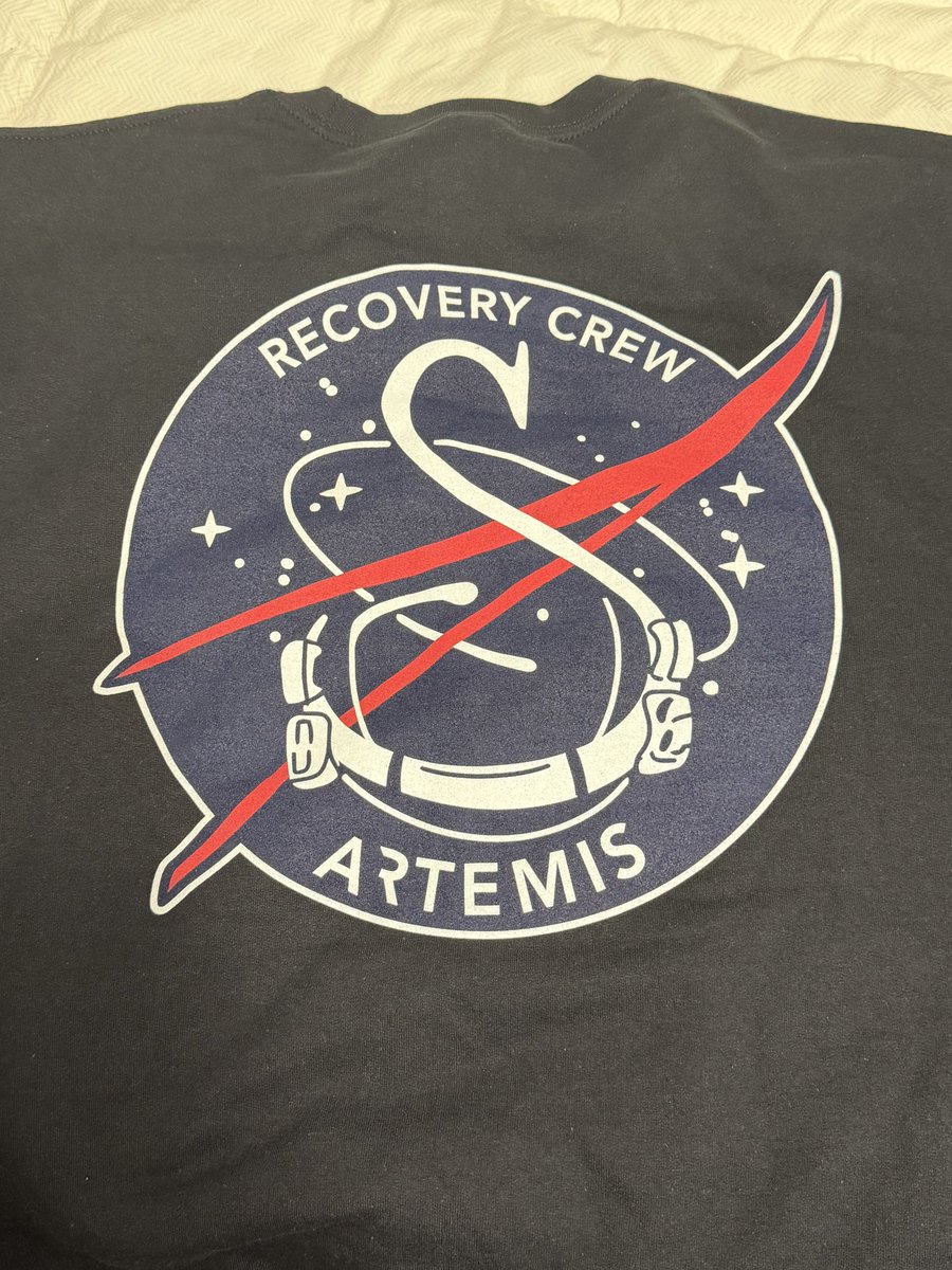 Absolute coolest item in my possession currently. It pays to have aviation connections 👩🏼‍🚀