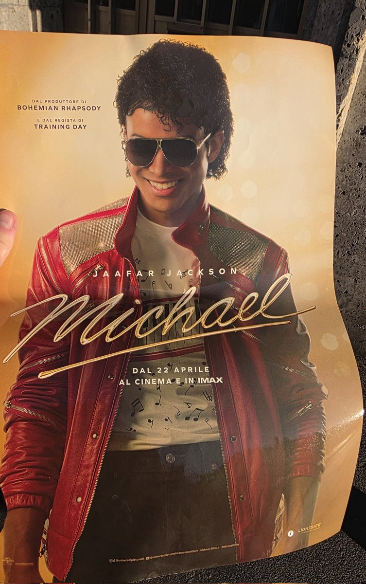 gre 🦇 tweet media