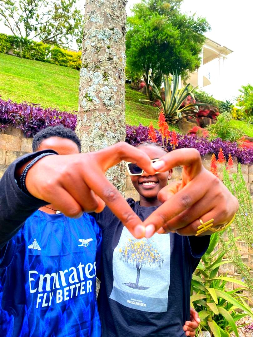 AINE💙💙 tweet media