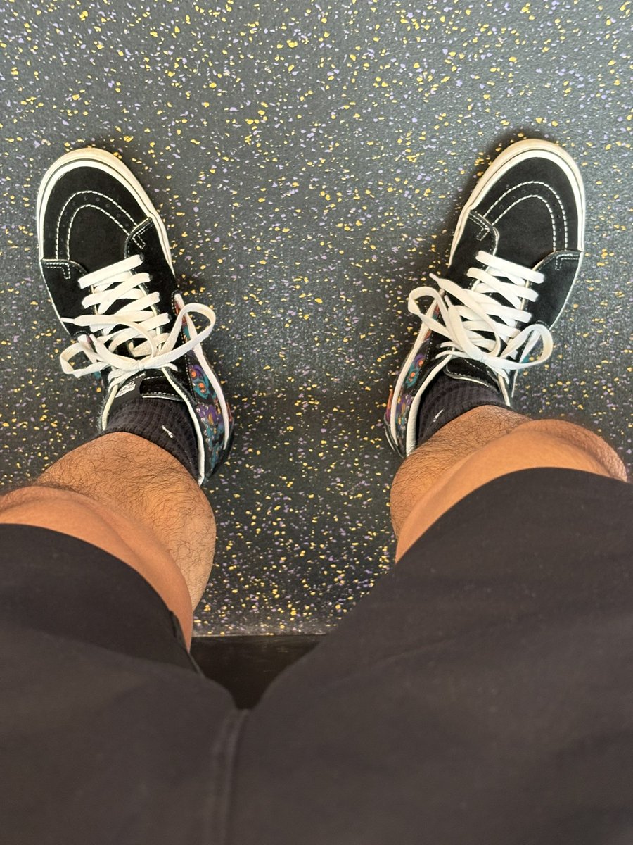 Andrew_Fang tweet media