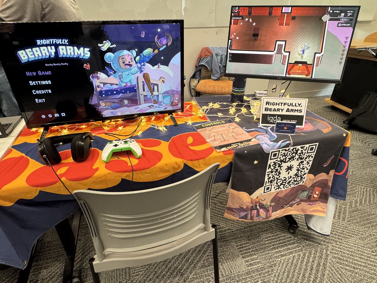DayliteBasement's tweet photo. We’re spending the day at @ClarkUniversity showing at @IGDAclark. If you’re in Worcester, MA area come say hello!

#indiegames #indiedev #gamedev #videogames https://t.co/iqe3y68jUZ