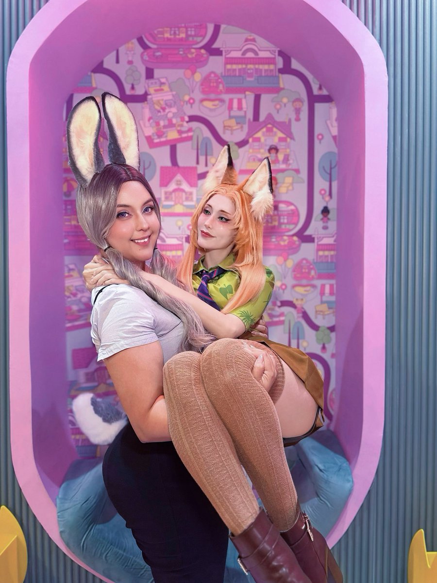 JudysLullaby's tweet image. ¿Quien más quiere que lo cargue Judy Hopps? 💪🐰

🦊Nick Wilde: @KouRyam 

#zootopia #cosplayers