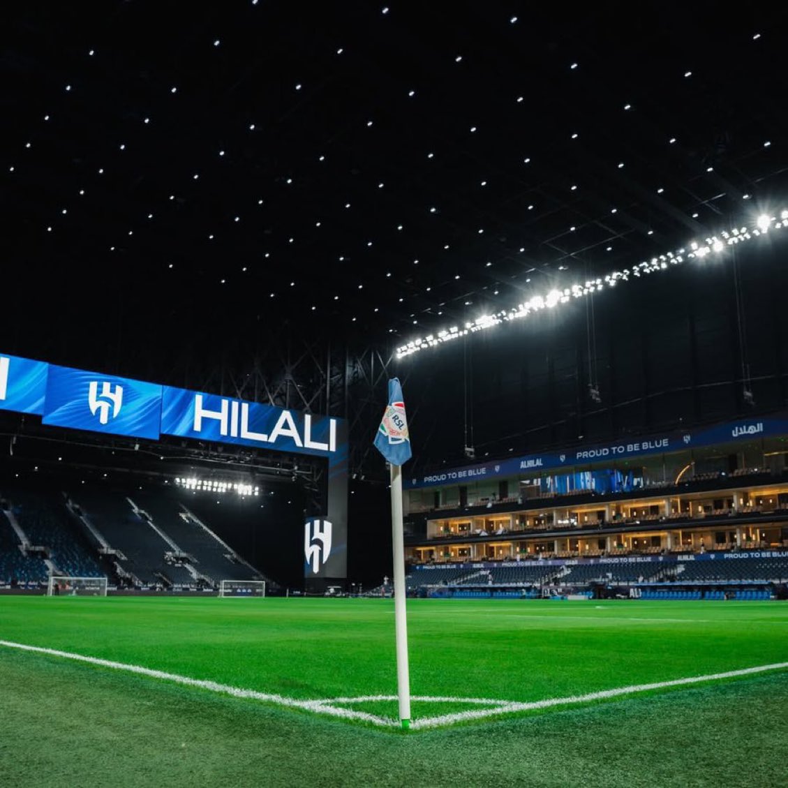 1SMi_'s tweet photo. 🚨🚨🚨🚨🚨🚨 عـاجـل |

عدد التذاكر المباعة لـمباراة الهلال وضمك مايقارب 6 الاف تذكرة فقط!!!!

مباراة هامة والفريق منافس على لقب الدوري لقاء صعب وبحاجة للجمهور ودعمه

شعار الهلاليين اليوم — #نبيها_فل_الثلاثاء 

انشروها لكل الهلاليين .. موعدنا بعد بكره 💙

https://t.co/wcxRpFyCft https://t.co/eGH89rKiWm