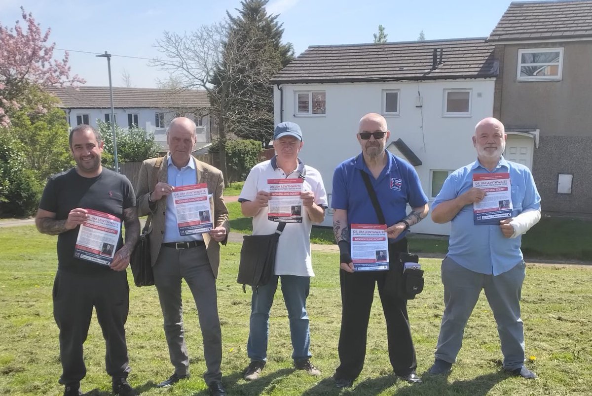 BritishDems's tweet photo. Bradford Campaign Update

​Today, a team of five British Democrat activists campaigned alongside our candidate, Dr. Jim Lewthwaite, across the Wyke ward. The team covered several key areas, including Low Moor, Upper Common, Odsal, and Wyke Common.

​Despite having his arm in a cast, Jim found significant success canvassing residents while the rest of the team focused on distributing election leaflets throughout the community.