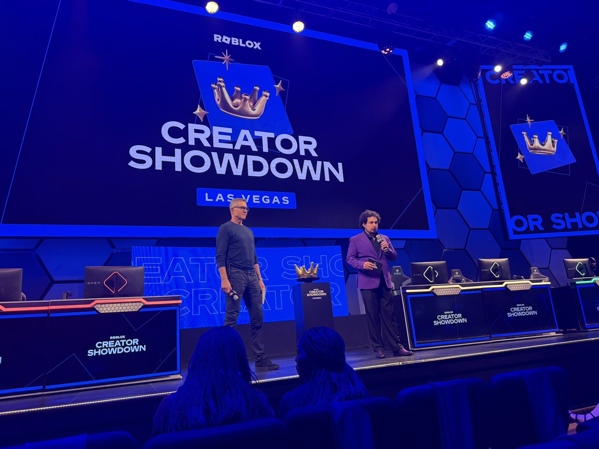 ClinomiDev's tweet image. Las Vegas was so cool!! Had so much fun meeting everyone and catching up!!

#RobloxDev