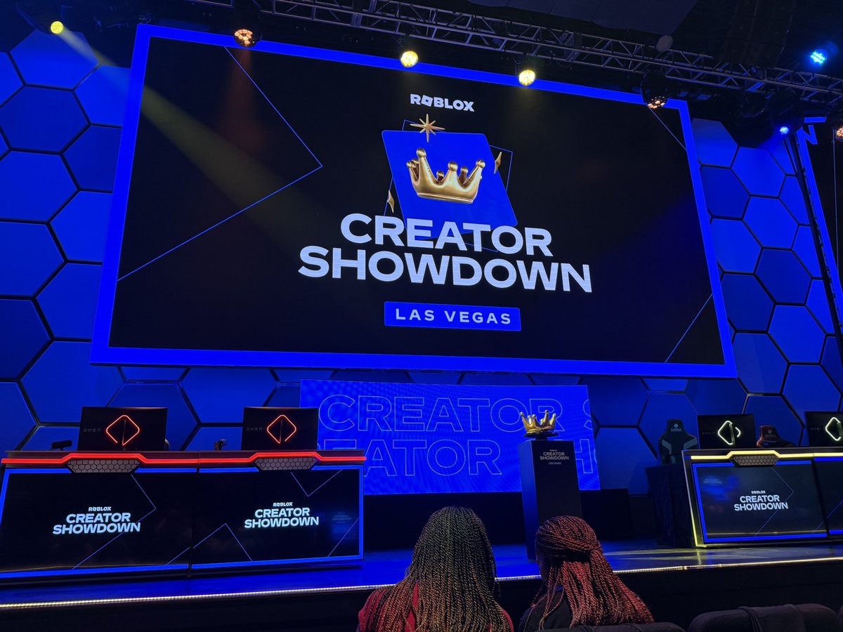 ClinomiDev's tweet image. Las Vegas was so cool!! Had so much fun meeting everyone and catching up!!

#RobloxDev