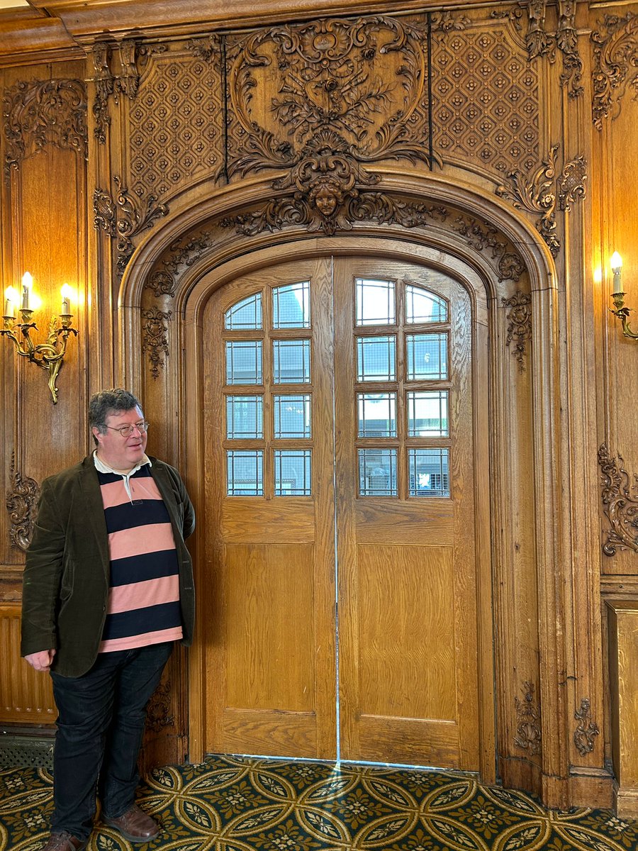 RichardBratby's tweet image. First class lounge of the RMS Olympic, now unaccountably inside a  hotel in Alnwick