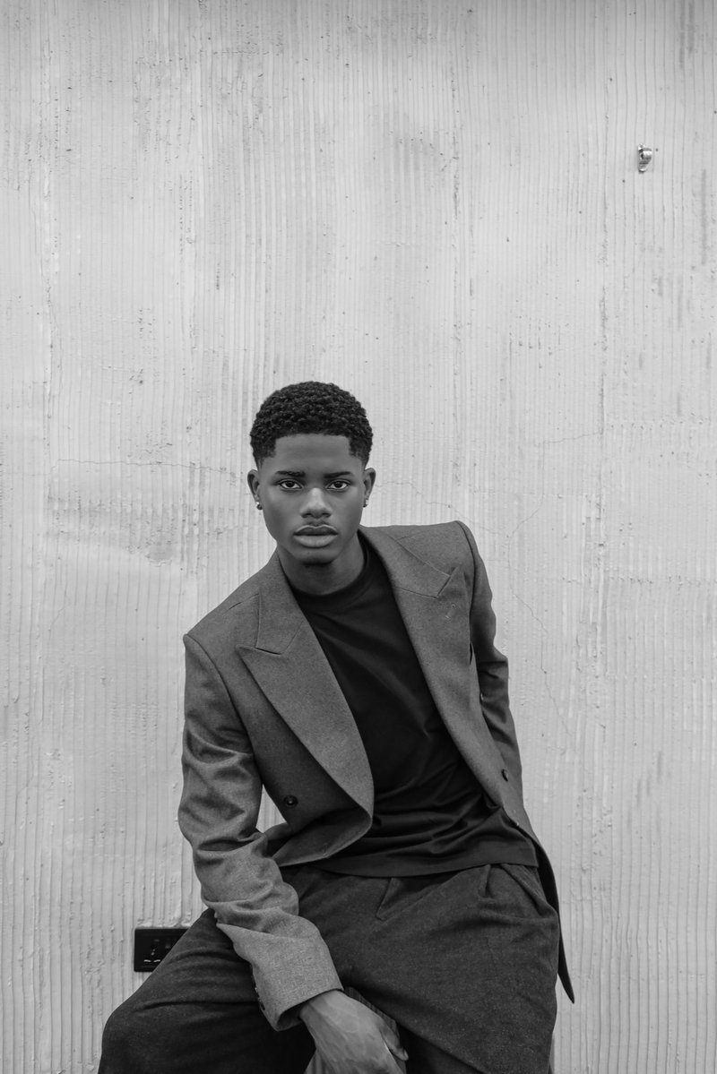 deleunusuall tweet media