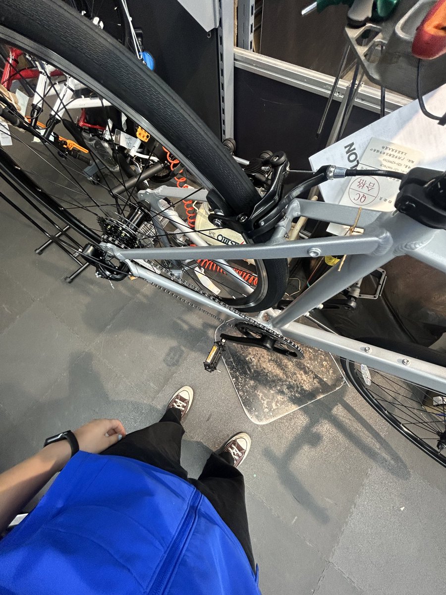 zoeynefeli's tweet photo. 为啥一上班就没力气画画了🥲 https://t.co/yRKwPIEqic