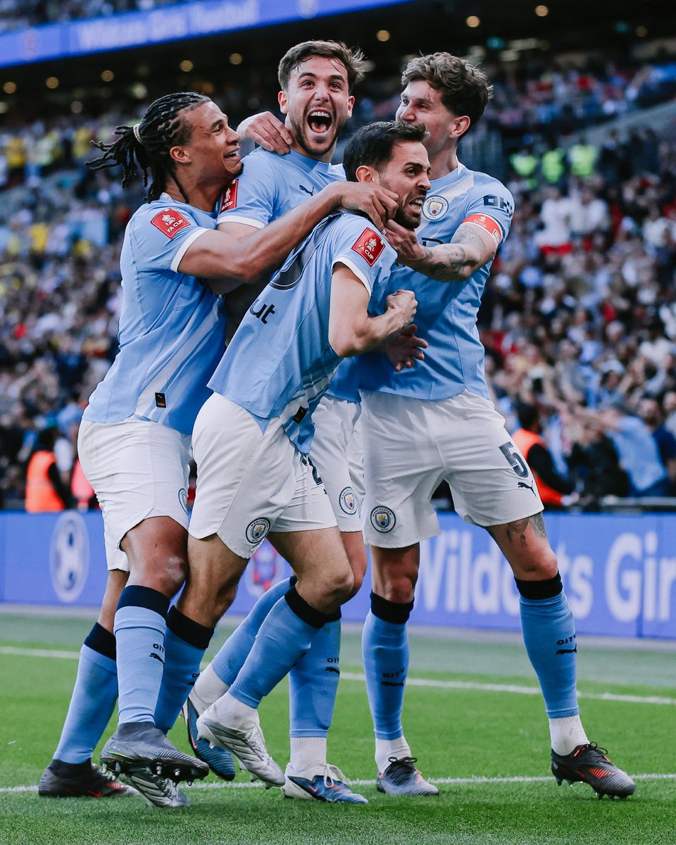 🩵 MANCHESTER CİTY FA CUP'TA FİNALDE!

• Manchester City'nin finaldeki rakibi yarın belli olacak.

💙 Chelsea v Leeds United 💛