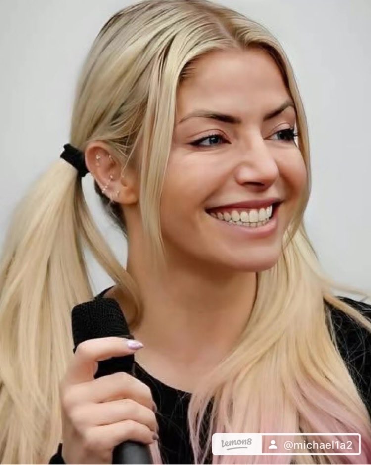 Michael Ripley tweet media