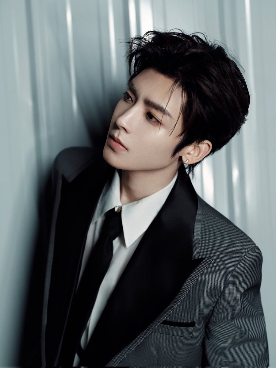 侯明昊。 tweet media