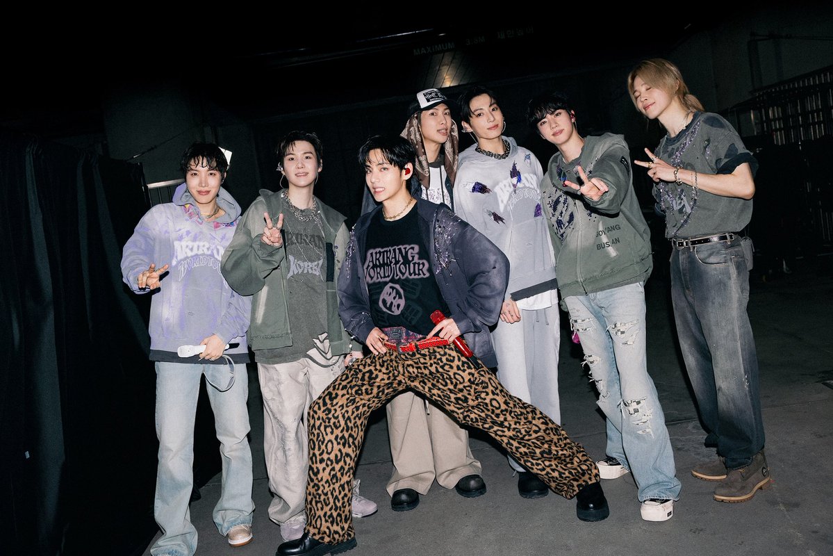 ArmyBangtan_⊙⊝⊜ tweet media