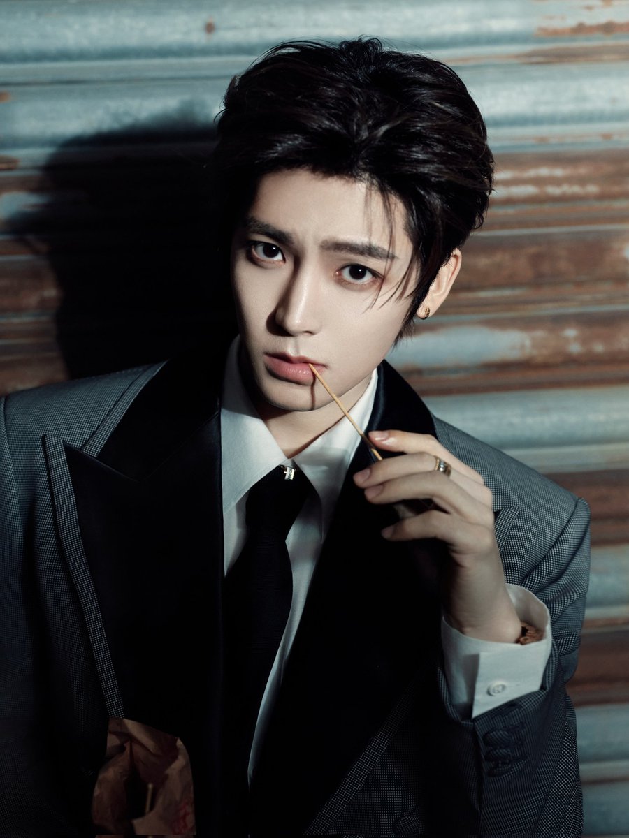 侯明昊。 tweet media