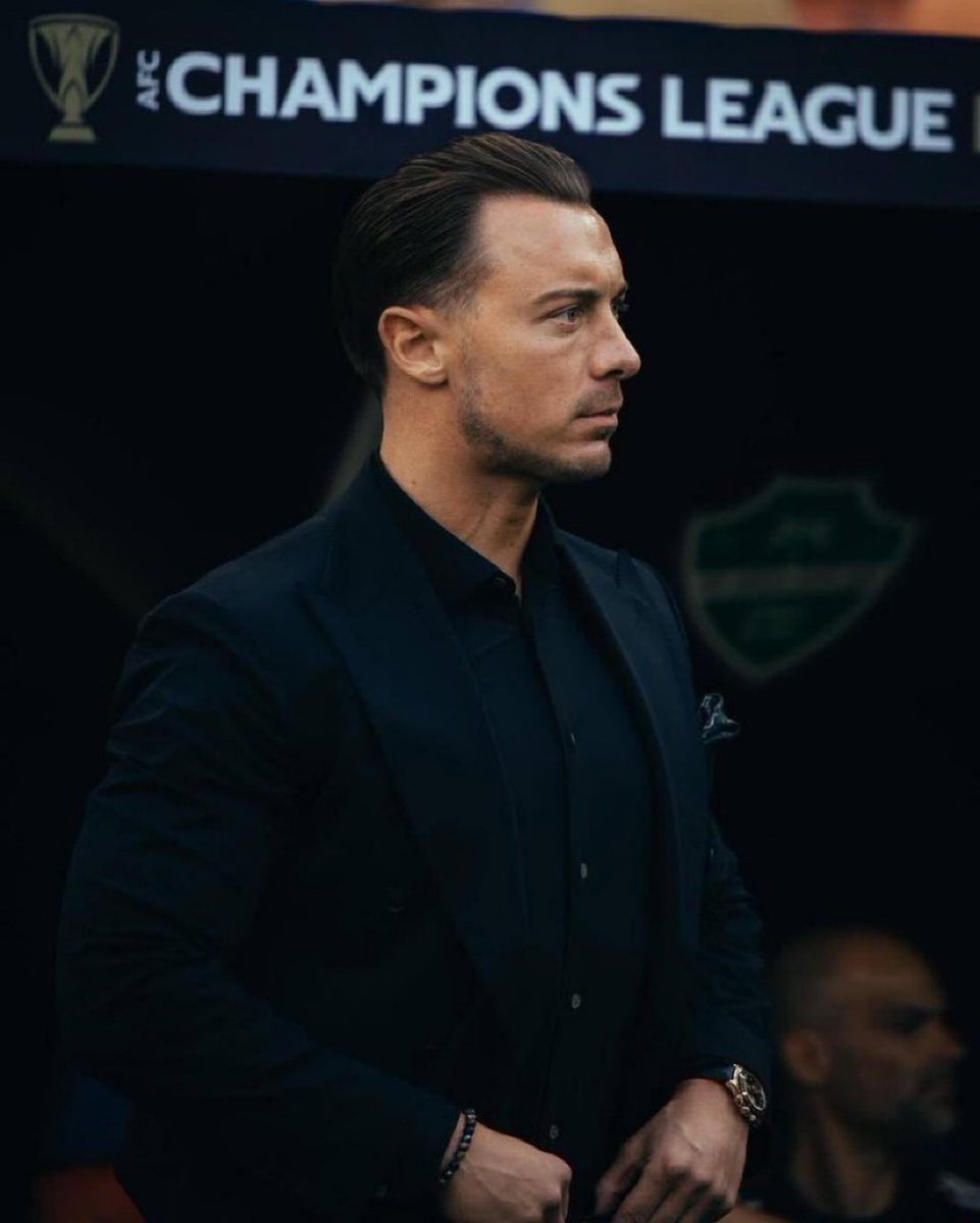 قورجس tweet media