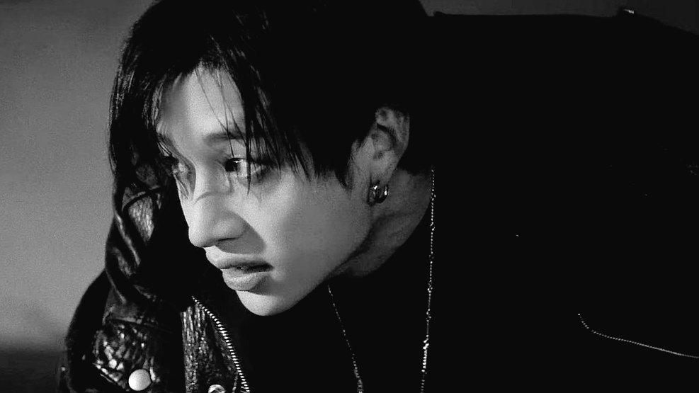 hanyeonx's tweet photo. minchan au! Obsessão (oneshot)

"As vezes a insanidade não pode ser parada, mas pode te ajudar a se safar de muitas coisas se você souber manipulá-la com sabedoria", Christopher tinha um plano para se salvar dos seus crimes, mas para isso precisava usar Minho para justificá-los. https://t.co/ggTmaWmhII