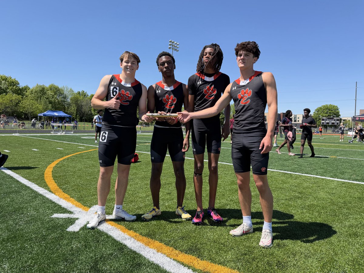 Varsity 4x2 places🥉in a season best time (1:29.43). 

Williams-Green-Davis-Steinhauff