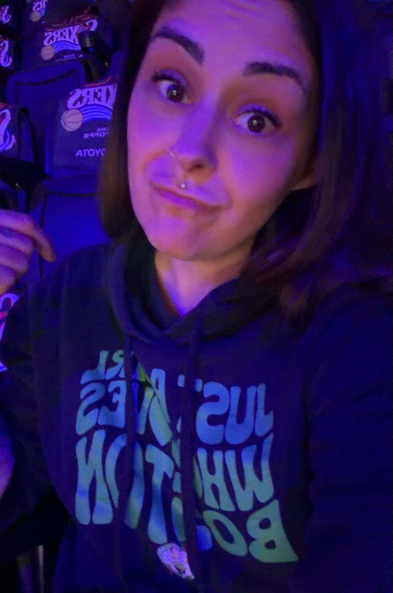 Mary Poppins ☘️ tweet media