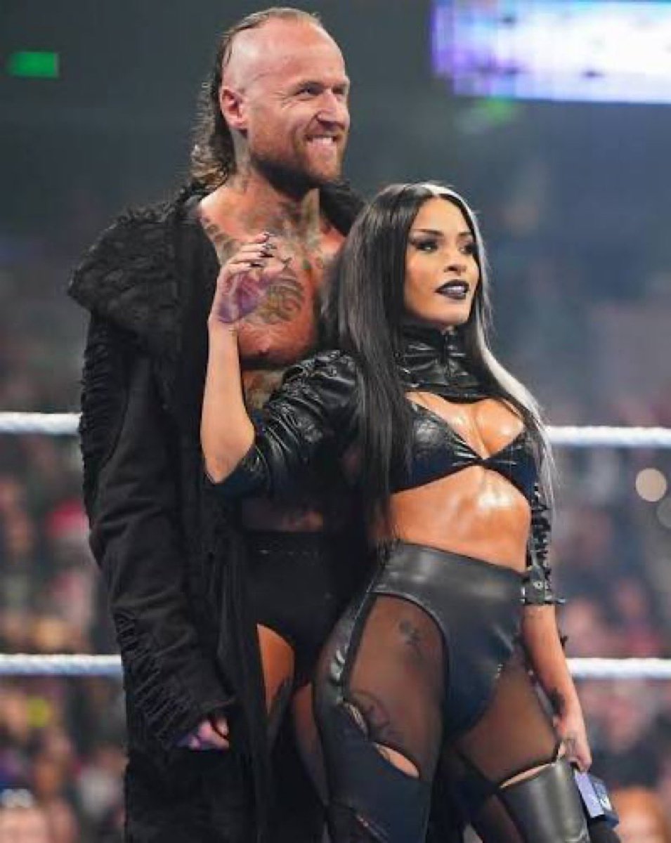 aaronloveswrestling tweet media