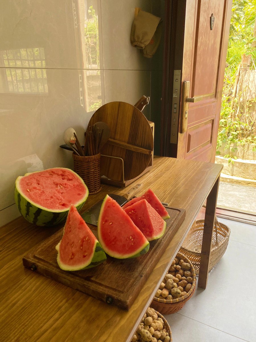 Jennifer Sheridan tweet media